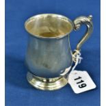 A George V silver baluster tankard William Neale & Son Ltd, Birmingham, 1927, of typical form with