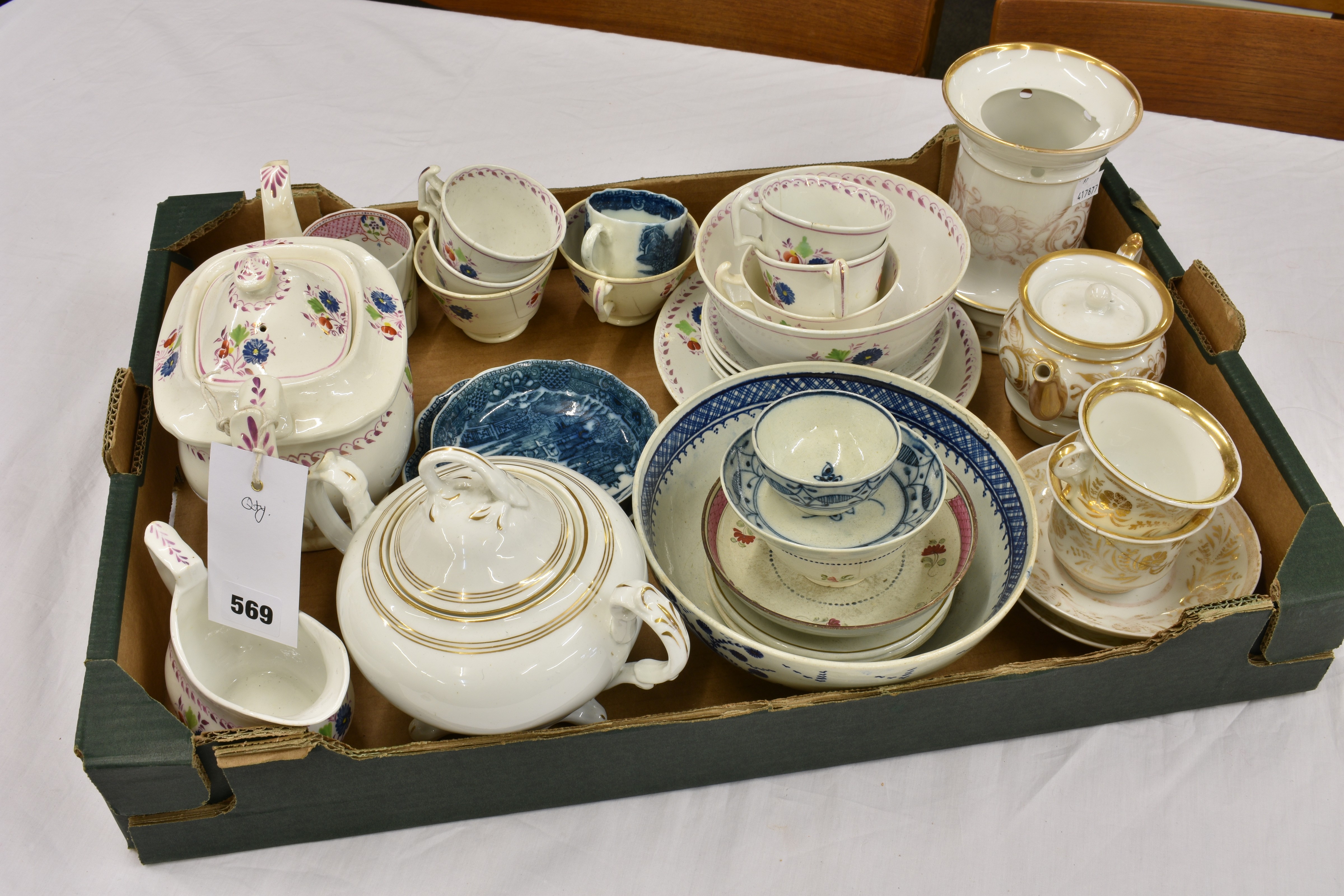 A collection of late 18th / early 19th century English pottery and porcelain including a Caughley