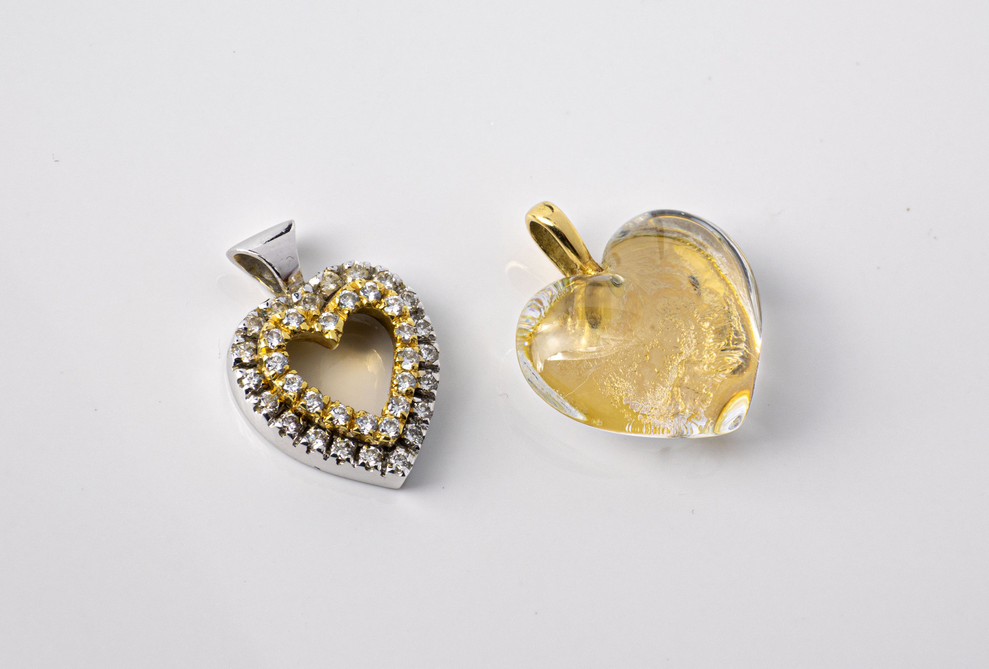 A Baccarat 18ct gold and glass heart pendant, together with an 18ct two colour gold and diamond