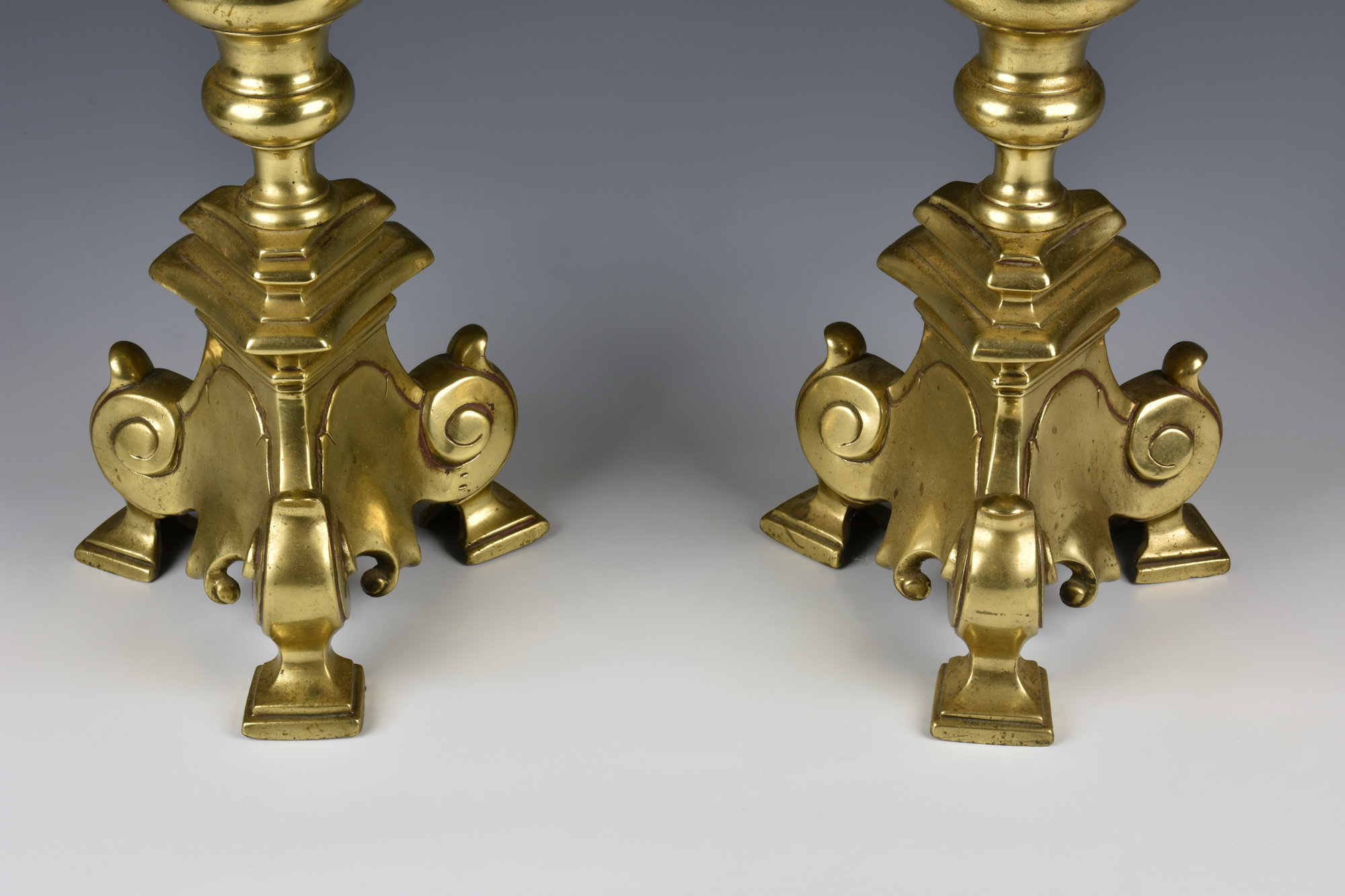 A pair of 17th / 18th century Flemish brass pricket candlesticks each with a circular drip pan - Image 2 of 6