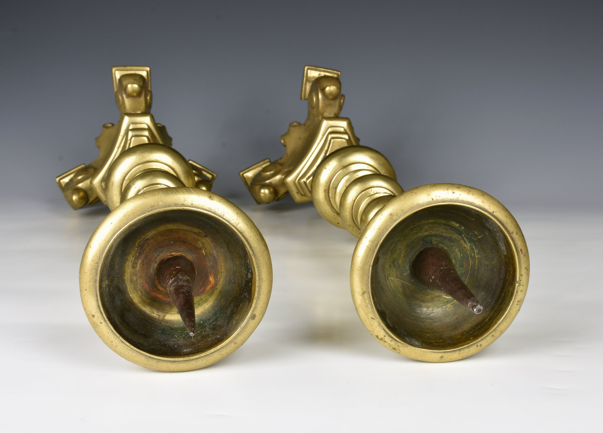 A pair of 17th / 18th century Flemish brass pricket candlesticks each with a circular drip pan - Image 5 of 6