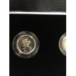 COINS : 2004 £1 Silver proof "Pattern" boxed set.