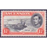 STAMPS : ASCENSION : 1938-53 GVI 1 1/2d, perf 13 with "Davit Flaw" M/M, SG 40ba.