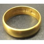 JEWELLERY: 22ct Gold Wedding Ring (4.