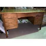 An Abbess Art Deco oak desk