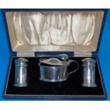A silver 3 piece cruet set, boxed, Birmingham 1932, 1.5 oz