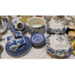 A pair of "Yuan" blue & white tureens; a Cauldon part dinner and tea service; other blue & white