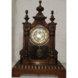 A late 19th century American mantel clock