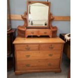 An Edwardian satin walnut dressing table of 2 long, 2 short and 2 jewellery drawers