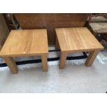 A pair of modern light oak occasional tables; a modern pedestal oak stand