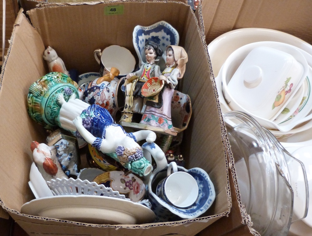 A box of miscellaneous ceramics