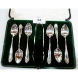 A cased set of six George V silver teaspoons and sugar bow. Sheffield 1911. 2ozs 17 dwts