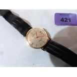 A Sovereign 9ct gentleman's wristwatch. Quartz movement. 31mm diam