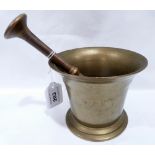 A bell metal pestle and mortar. 5½' diam