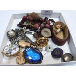 A small collection of gemset jewellery etc.