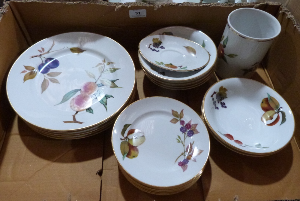 A quantity of Royal Worcester crockery