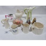 A collection of Worcester small ceramics