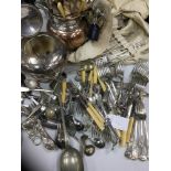 A COLLECTION OF SILVER PLATED FLATWARE