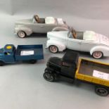 A LOT OF MODEL DIE-CAST VEHICLES