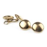A PAIR OF CUFF LINKS