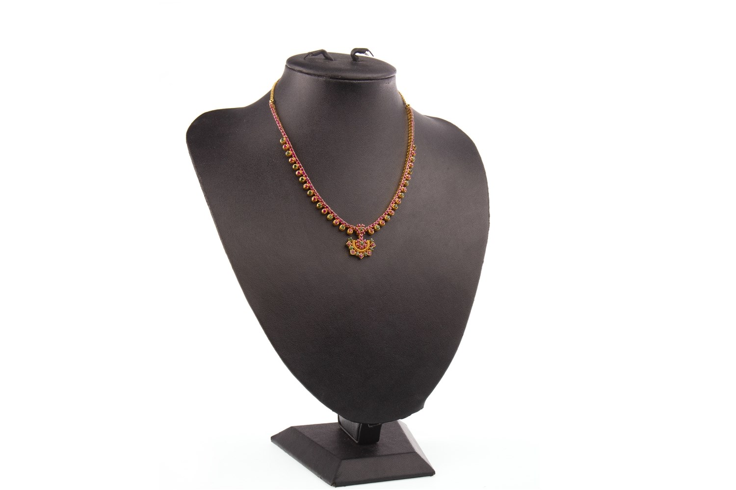 A RED AND GREEN GEM SET NECKLET - Image 2 of 4