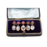 A LATE VICTORIAN GEM SET BAR BROOCH