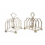 A SMALL PAIR OF SILVER TOAST RACKS