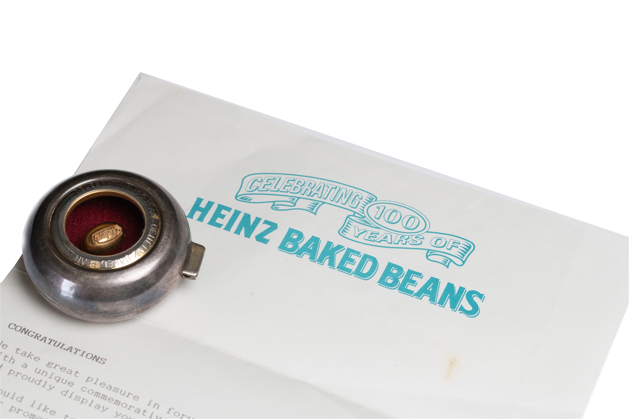 A RARE EIGHTEEN CARAT GOLD HEINZ BAKED BEAN - Image 2 of 3