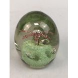 A VICTORIAN DUMP PAPERWEIGHT