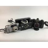 A LOT OF VINTAGE CAMERAS