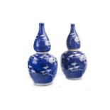 PAIR OF EARLY 20TH CENTURY CHINESE BLUE AND WHITE VASES