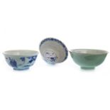 A GROUP OF THREE CHINESE BOWLS