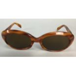 A PAIR OF VINTAGE TORTOISESHELL EFFECT CARL ZEISS SUNGLASSES