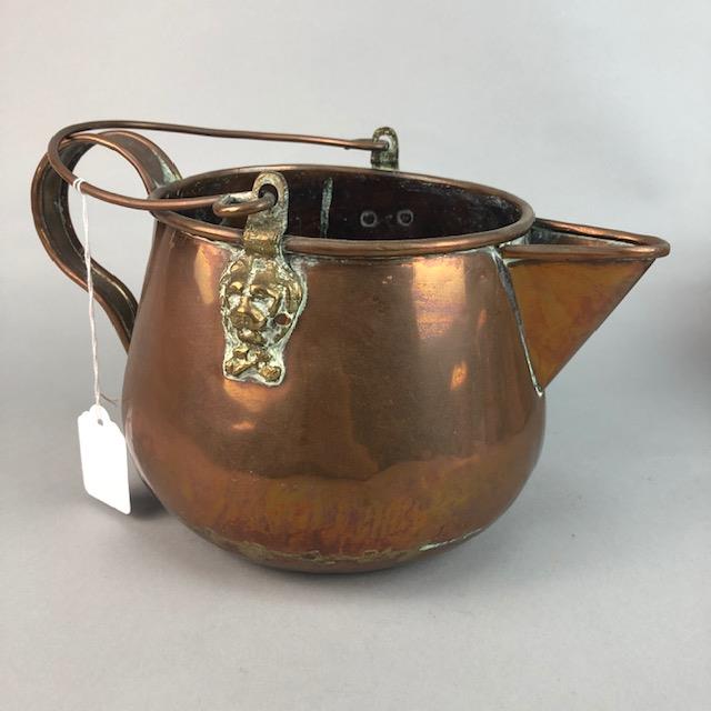 A SET OF THREE GRADUATED COPPER POTS AND ANOTHER - Image 2 of 2