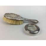 AN ART NOUVEAU SILVER HAIR BRUSH AND OTHER SILVER ITEMS