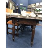 AN EARLY VICTORIAN MAHOGANY PEMBROKE TEA TABLE