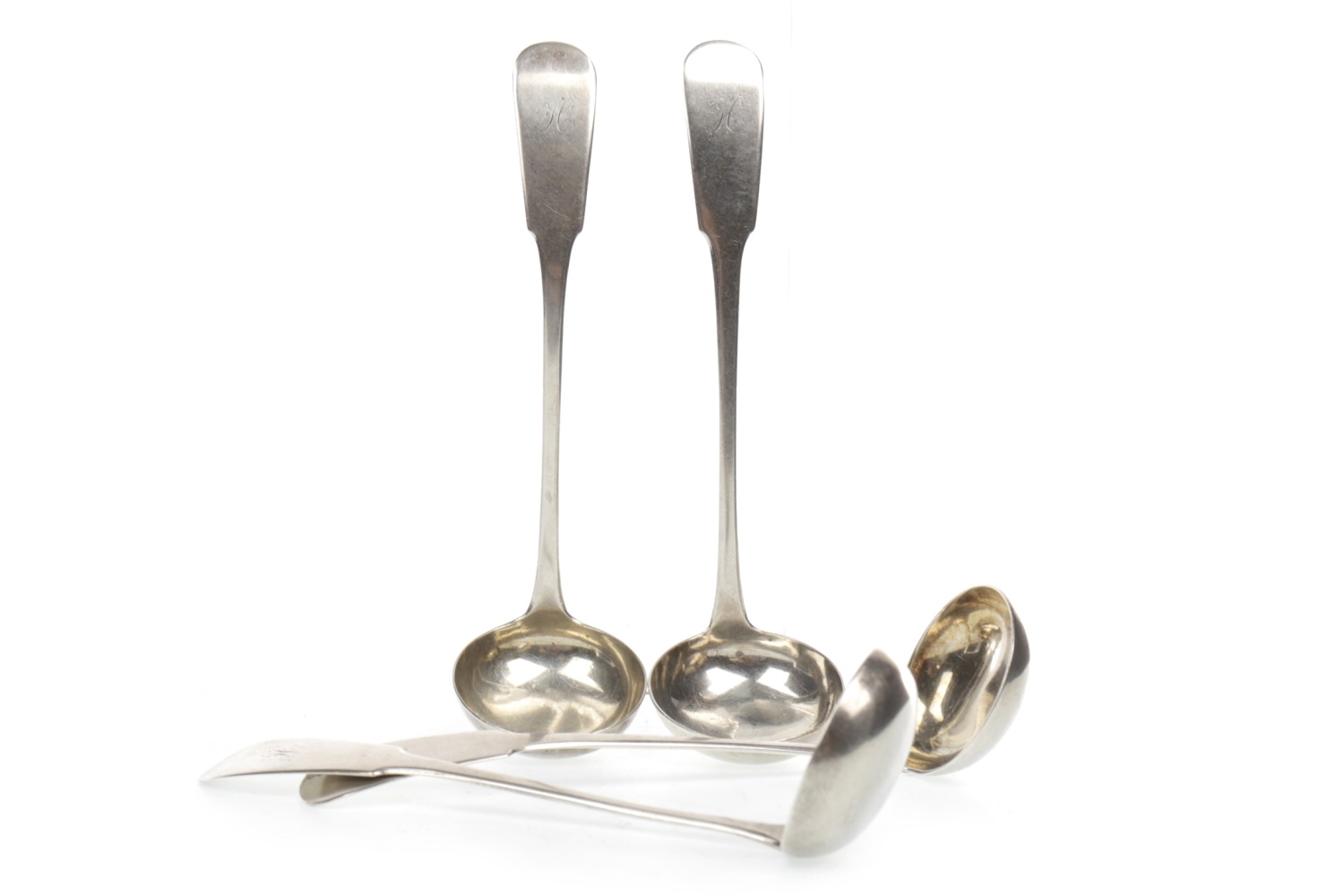 A SET OF FOUR SILVER SAUCE LADLES ALONG WITH SILVER SPOONS - Image 3 of 3