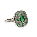 AN ART DECO STYLE EMERALD AND DIAMOND RING,