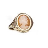 A CAMEO RING