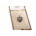 A HEART SHAPED DIAMOND PENDANT