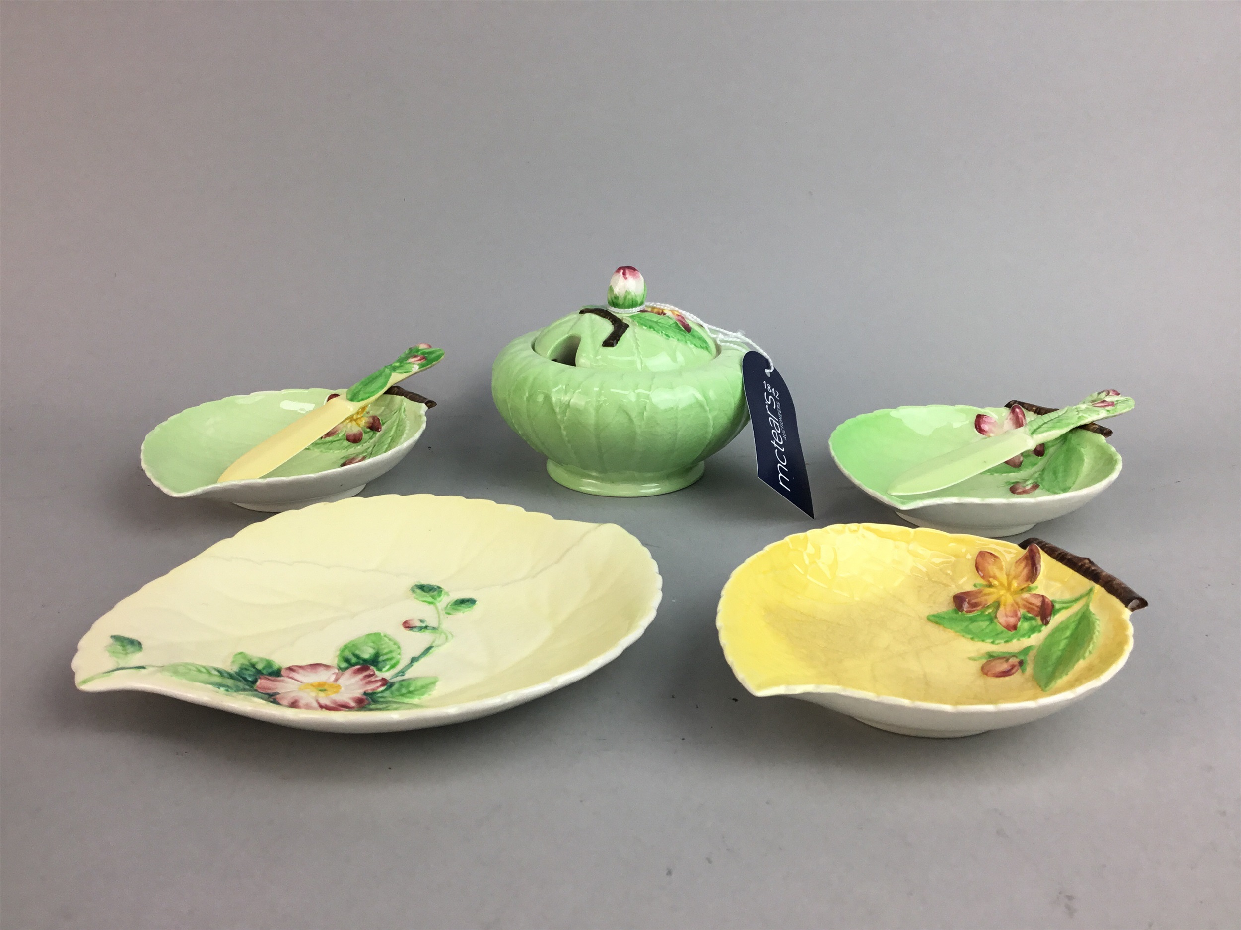 A COLLECTION OF CERAMIC DISHES INCLUDING ROYAL COPENHAGEN AND CARLTON WARE