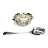 A TIFFANY SILVER TEA STRAINER AND A TEAETTE TEA INFUSER