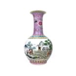 A 20TH CENTURY CHINESE REPUBLIC STYLE VASE