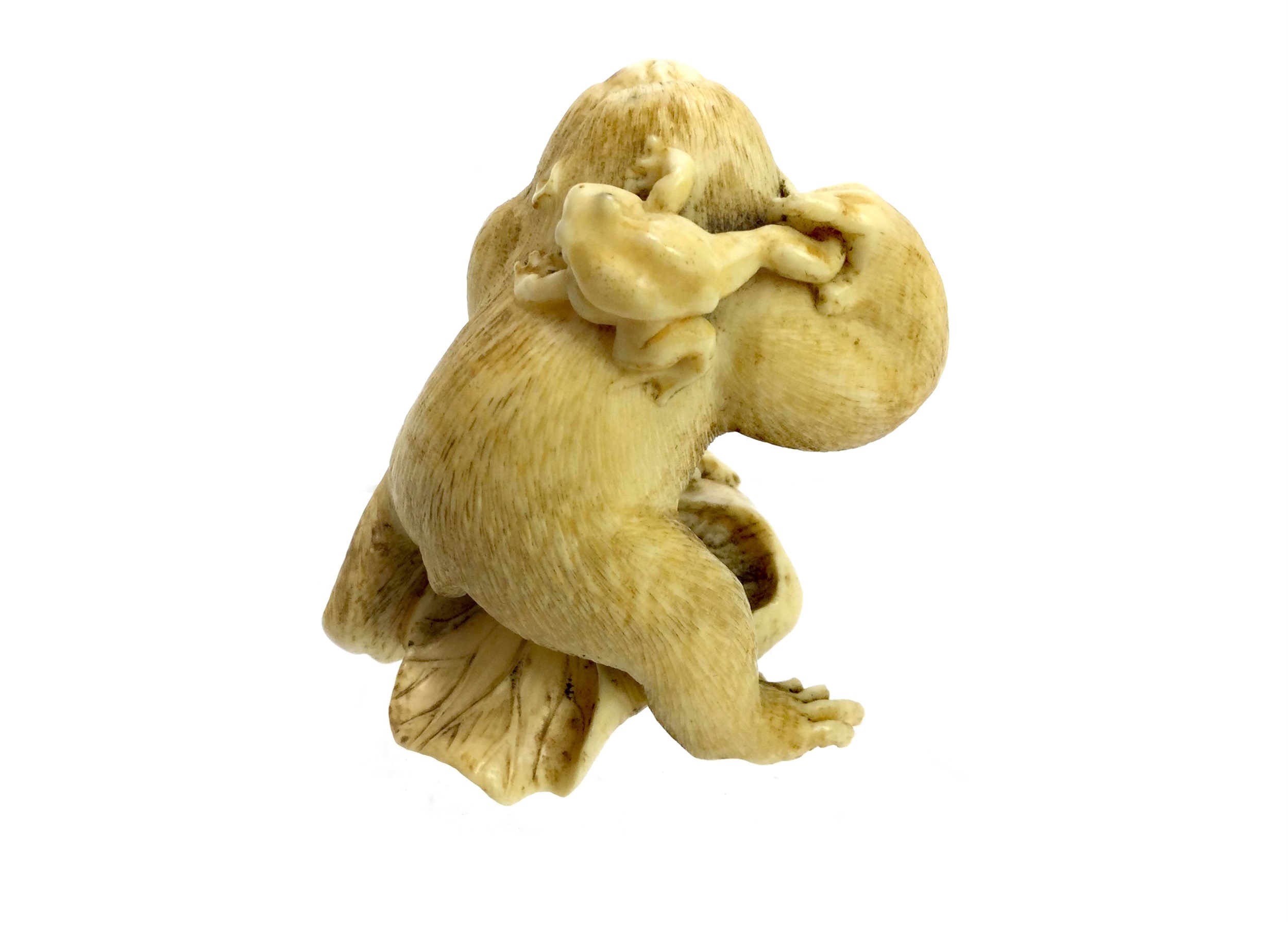 AN EARLY 20TH CENTURY JAPANESE IVORY CARVING - Image 2 of 2