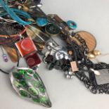 A COLLECTION OF COSTUME JEWELLERY