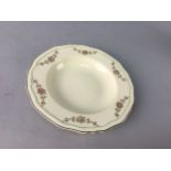 AN ALFRED MEAKIN DINNER SERVICE