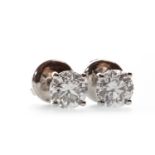 A PAIR OF DIAMOND STUD EARRINGS