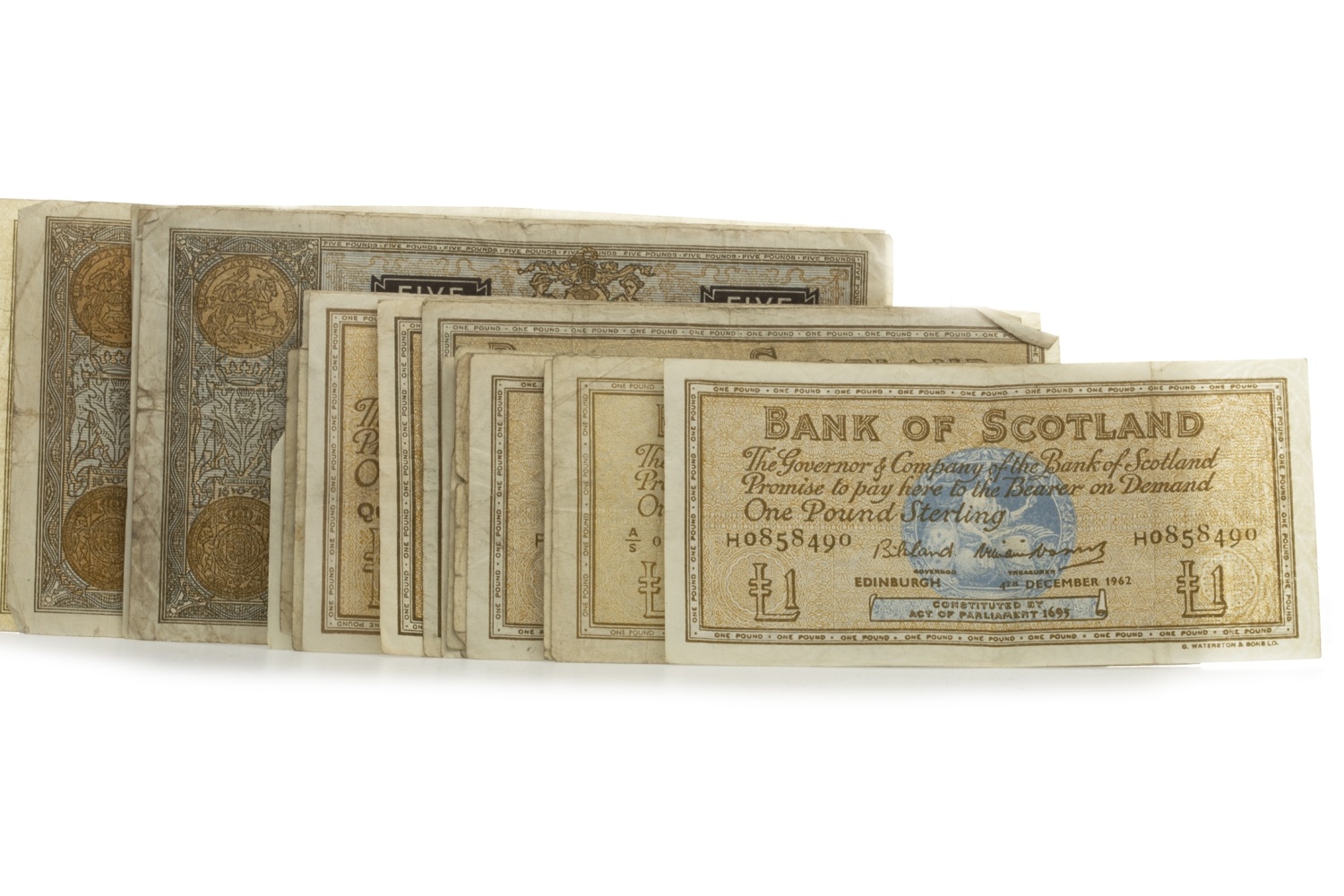 A LOT OF BANK OF SCOTLAND NOTES