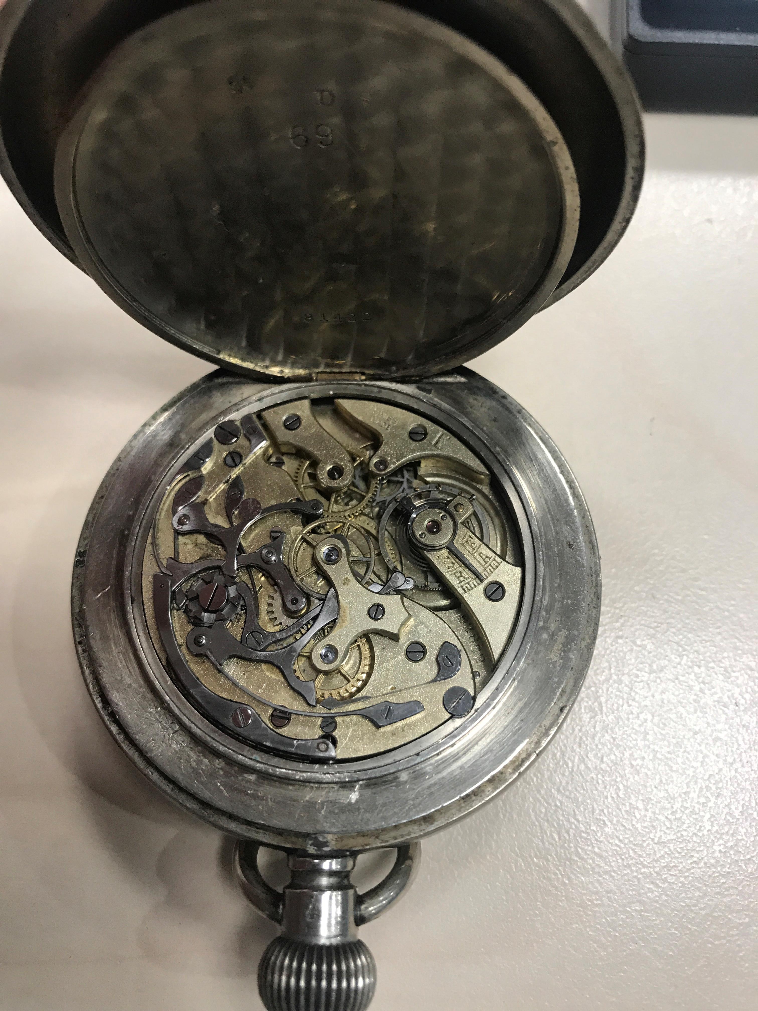 A POCKET WATCH AND A STOP WATCH - Image 3 of 4