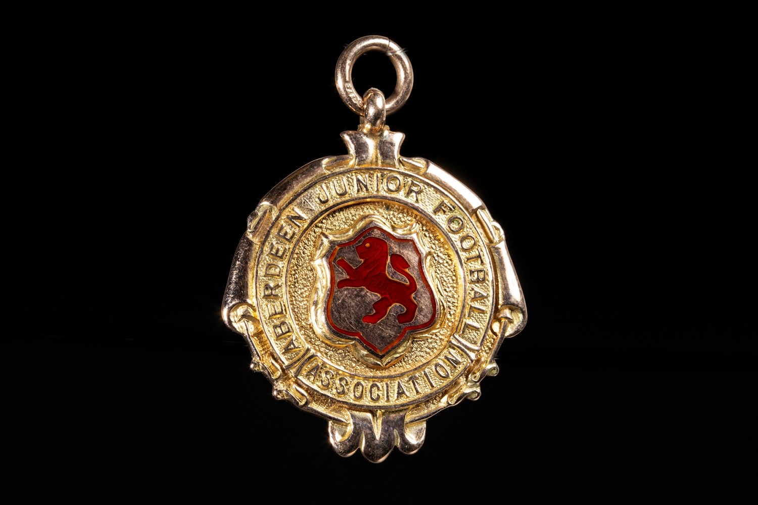 AN ABERDEEN JUNIOR FOOTBALL ASSOCIATION GOLD MEDAL 1927